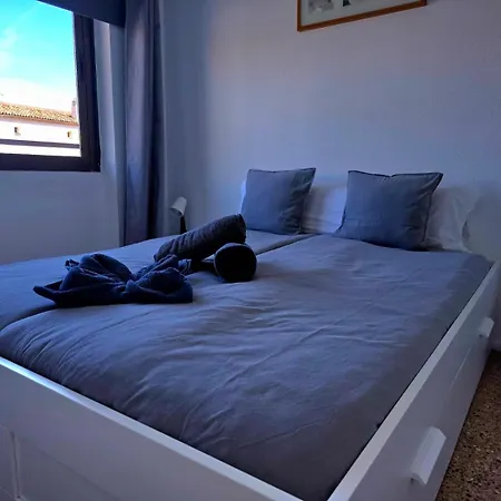 Nogalera Rainbow, 2-bedroom With Pool And Parking