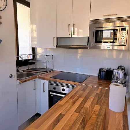 Apartamento Nogalera Rainbow, 2-bedroom With Pool And Parking